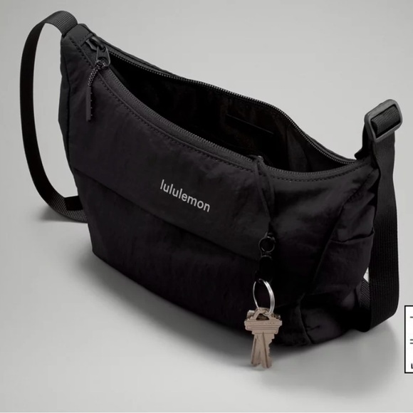 lululemon athletica Black Crossbody Bag - Picture 2 of 4